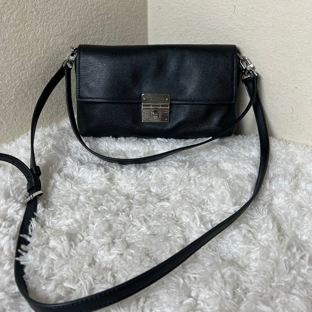 Michael Kors Addie Medium Convertible Pochette Crossbody